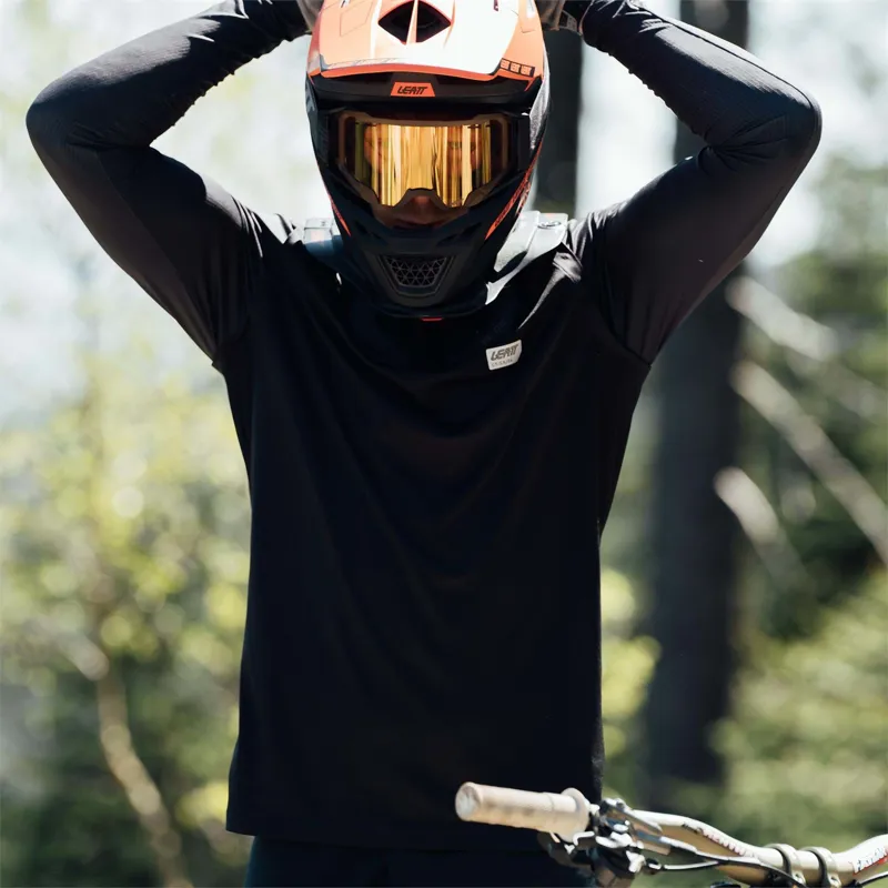 Leatt Mountain Bike 1.0 Ride Kit - Black-1