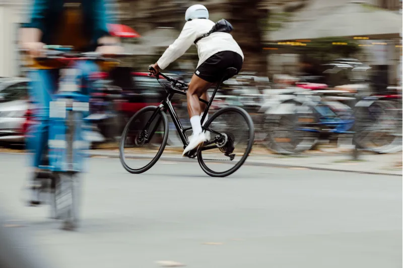 Specialized Sirrus 4.0 Hybrid Bike - Gloss White Sage/White/Black-2