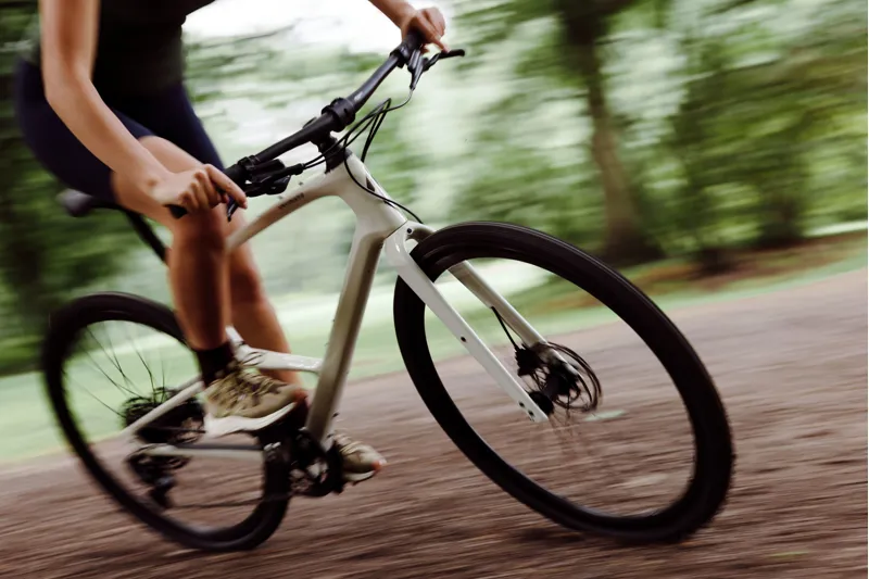 2025 Specialized Sirrus X 2.0 Hybrid Bike - Gloss Ion-5