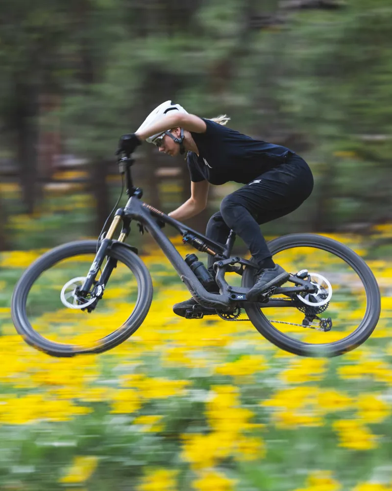 2025 Specialized Stumpjumper 15 Expert Mountain Bike Electric Green
