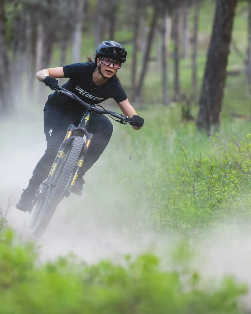 2025 Specialized Stumpjumper 15 Expert Mountain Bike - Gloss Gunmetal-2