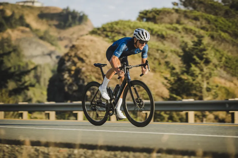 2025 Giant Propel Advanced SL 0 Mens Road Bike - Gloss Black Lava-5