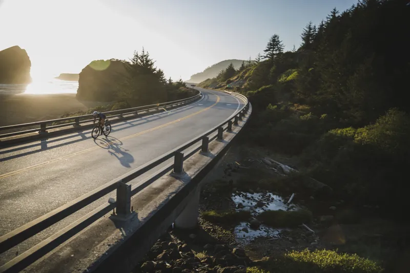 2025 Giant Propel Advanced SL 0 Dura-Ace Mens Road Bike - Gloss Black Lava-6