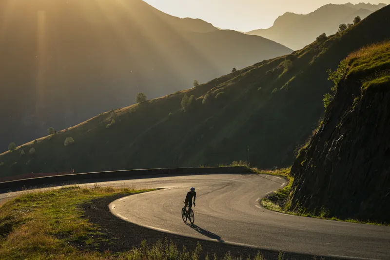 2025 Giant Defy Advanced SL Road Bike Frameset - Arctic Blast-4