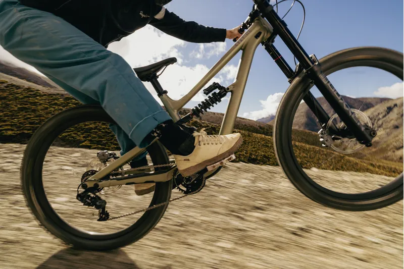 Specialized Status 2 170 Mountain Bike - Satin Obsidian-3