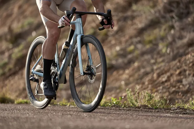 2027 Giant Propel Advanced Pro 1 Di2 Road Bike - Cryo Silver-6