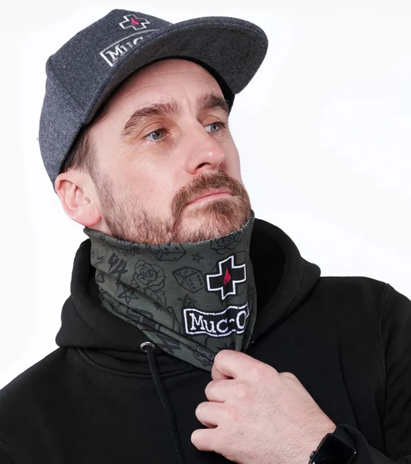 Muc-Off Lightweight Neck Gaiter - Green Punk