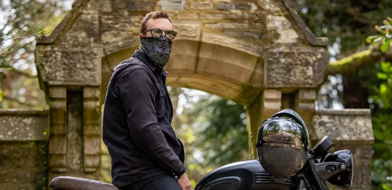 Muc-Off Lightweight Neck Gaiter - Green Punk-5