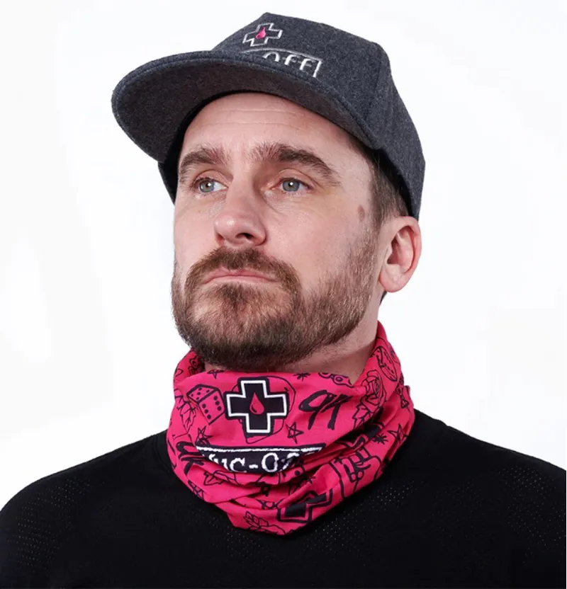 Muc-Off Lightweight Neck Gaiter - Pink Punk