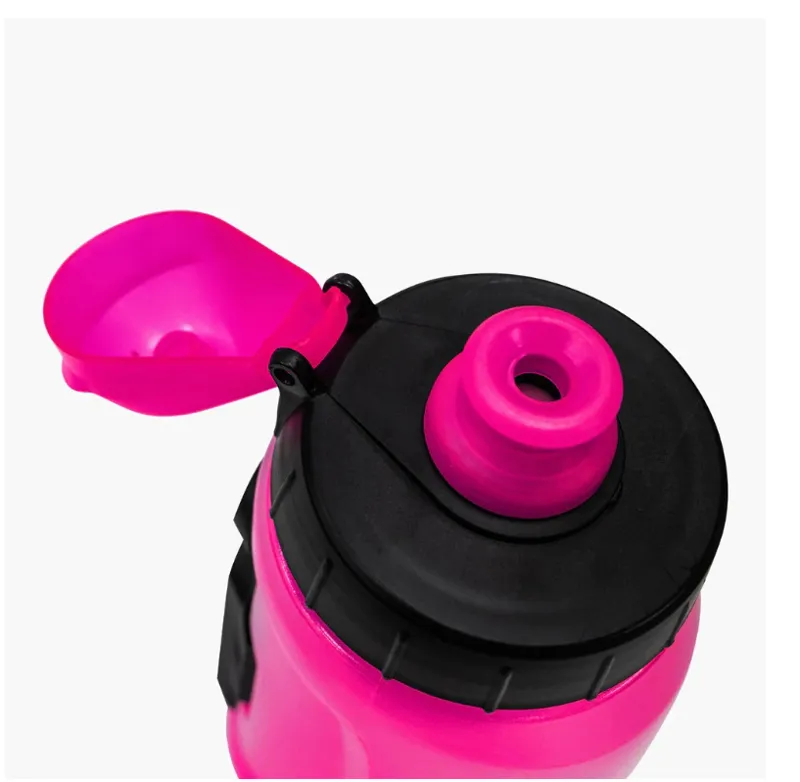 Muc-Off x Fidlock Twist Bottle 590ml with Bike Base - Pink-3