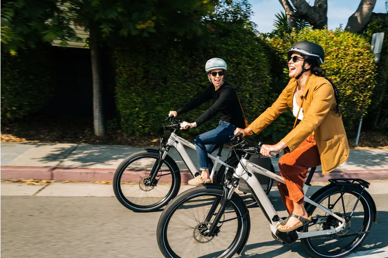 2025 Specialized Turbo Vado 4.0 Electric Hybrid Bike - Gloss Red Tint-6