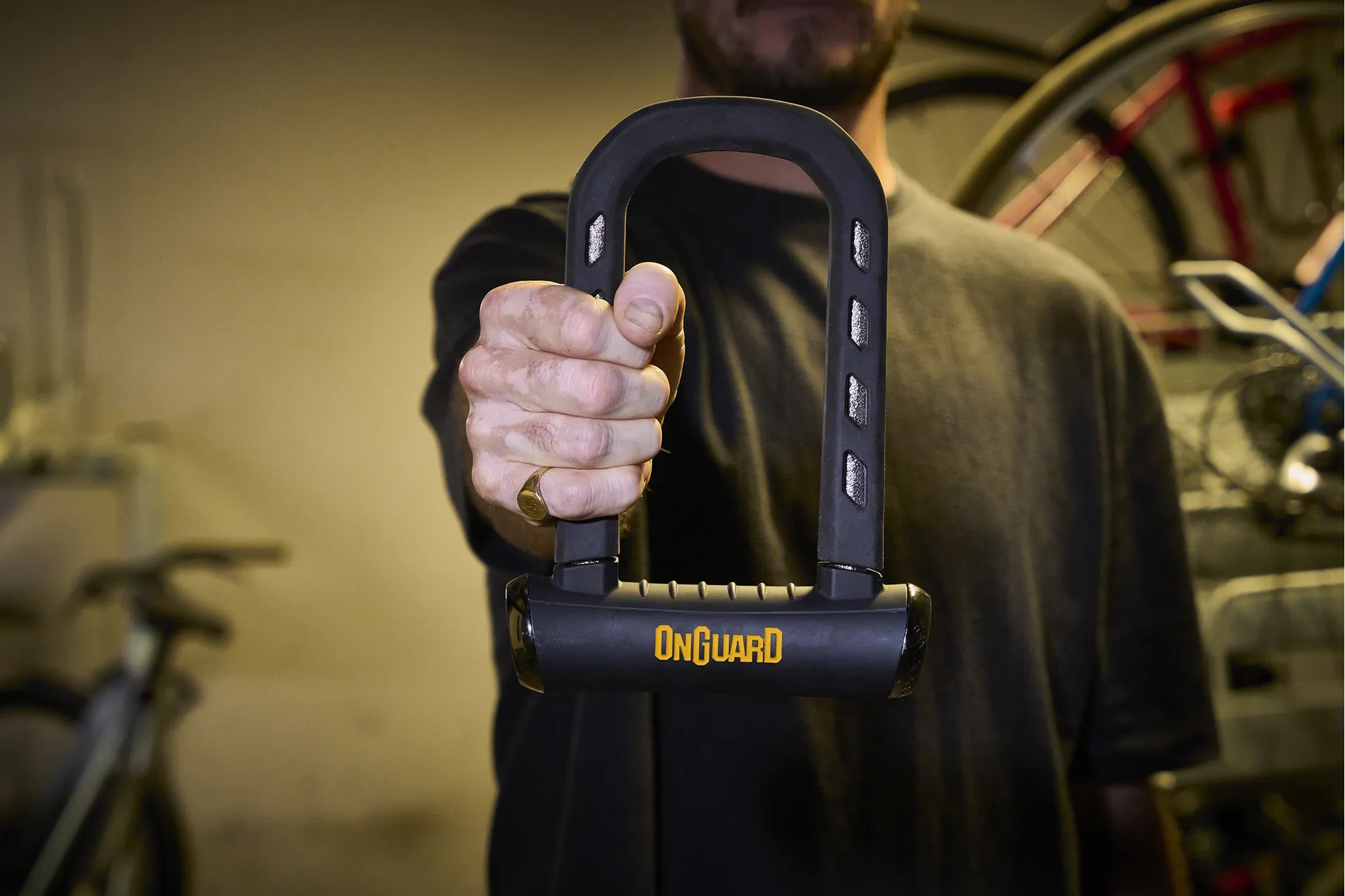 OnGuard RockSolid D-Lock Bicycle Lock Black/Yellow