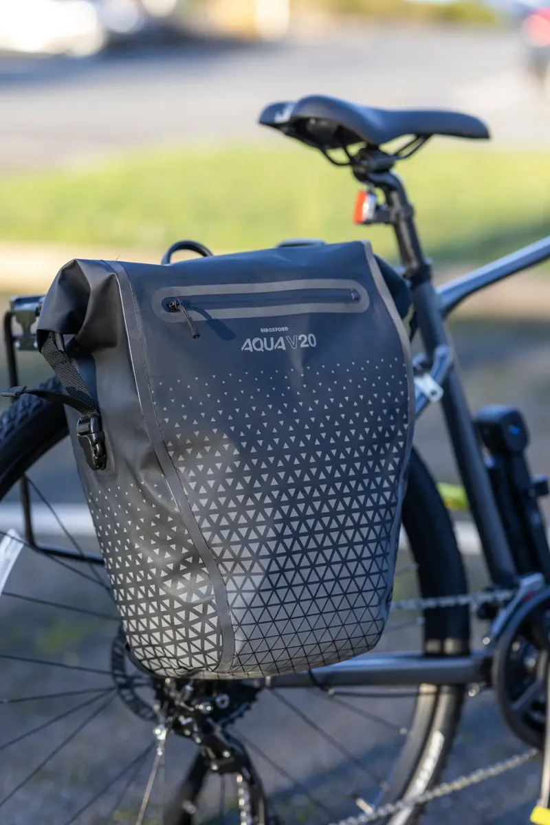 Oxford Aqua V 20 Extreme Visibility Single QR Pannier Bag - Black-10