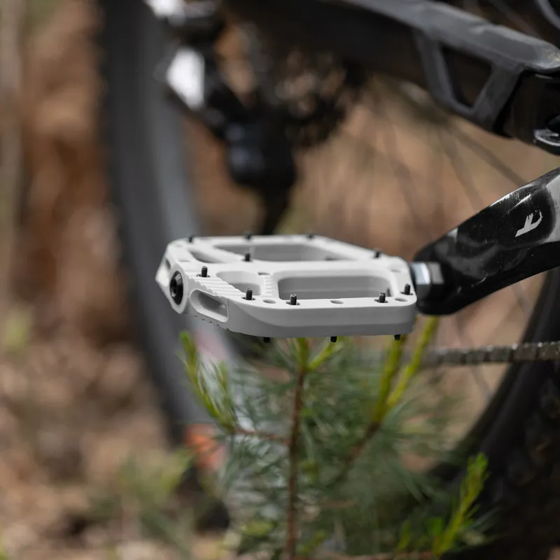 Oxford Loam 20 Nylon Flat Bike Pedals - Grey-1