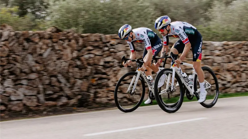 Specialized Red Bull Bora-Hansgrohe Replica Mens Cycling Jersey-5