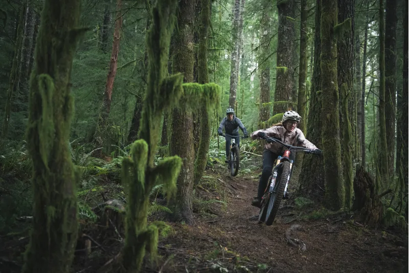 2022 Specialized Turbo Levo Expert Carbon Electric Mountain Bike - Maroon-4