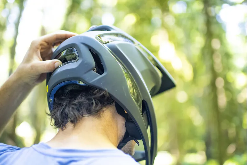 Specialized Gambit Full Face Mountain Bike Helmet - White/Carbon-7