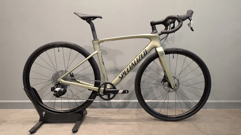Ex-Demo: 2024 Specialized Roubaix SL8 Sport Apex Road Bike - 54cm-1