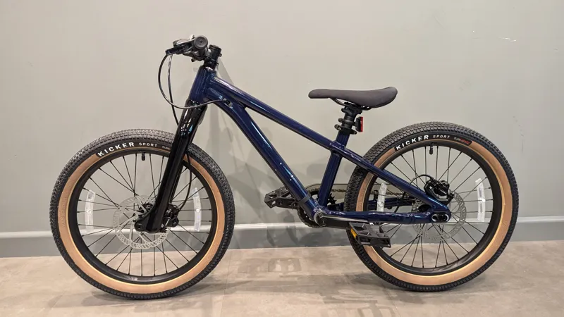 Shop Soiled: Specialized P.1 Series Dirt Jump Bike - Gloss Deep Marine-3