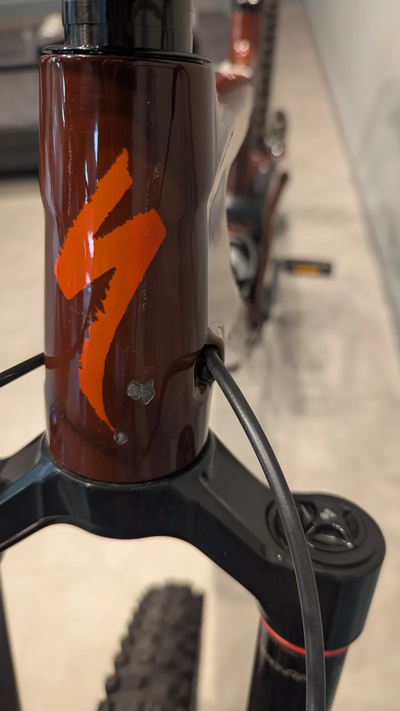 Shop Soiled: 2023 Specialized Enduro Expert Mountain Bike - S5-2