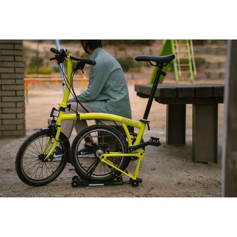 Panaracer Agilest for Brompton Folding 16 x 1.35 Road Tyre - Black/Amber-3