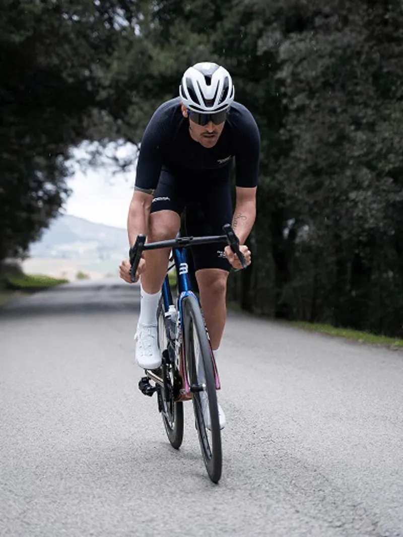 Pirelli Cinturato EVO TLR Clincher Folding Bead 700c Road Bike Tyre - Black-4