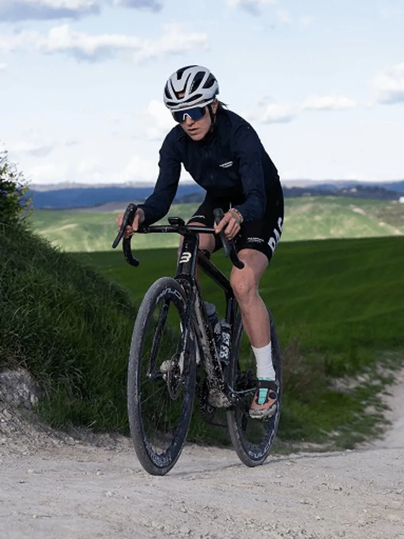 Pirelli Cinturato EVO TLR Clincher Folding Bead 700c Road Bike Tyre - Black-3