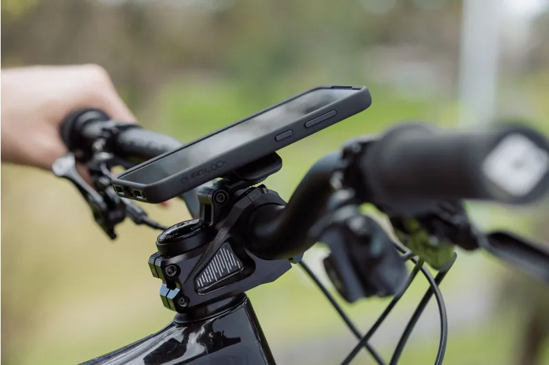 Quad Lock Stem Cap Mount Adjustable - Black-3