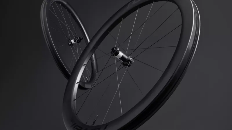 Roval Terra Aero CL Gravel Racing Rear Wheel - Satin Carbon/Satin Black-9