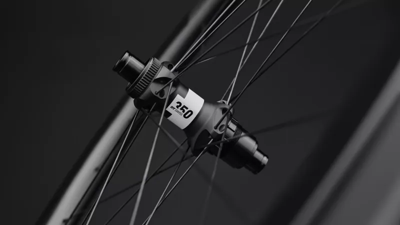 Roval Terra CL III 700c Gravel Racing Rear Wheel - Satin Carbon/Satin Black-7