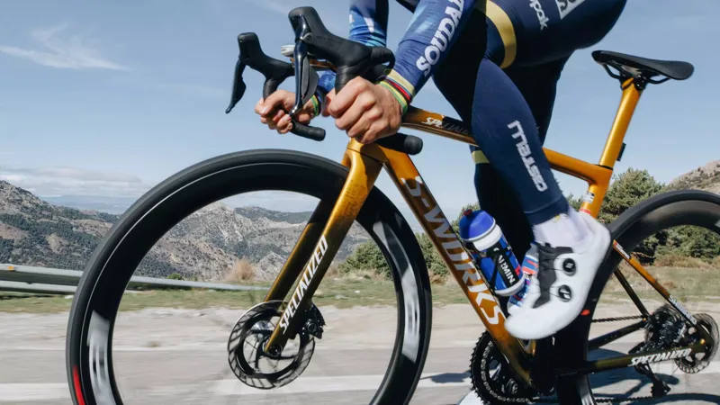 2025 S-Works Tarmac SL8 LTD Road Bike - Remco Golden Season-3