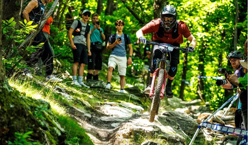 RockShox Zeb Ultimate Charger 3.1 RC2 29 inch Fork A3 - Red-8