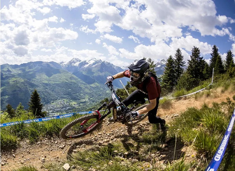 RockShox Zeb Ultimate Charger 3.1 RC2 29 inch Fork A3 - Red-6