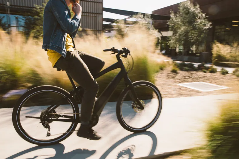 2025 Specialized Turbo Vado 4.0 Electric Hybrid Bike - Gloss Red Tint-8