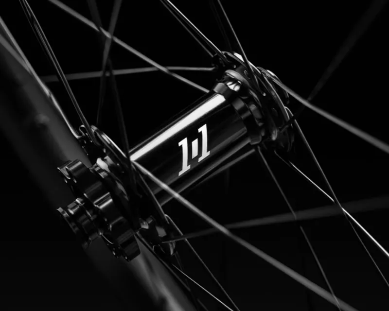 Roval Traverse HD i9 1/1 29 Rear Mountain Bike Wheel 32H - Satin Carbon-7