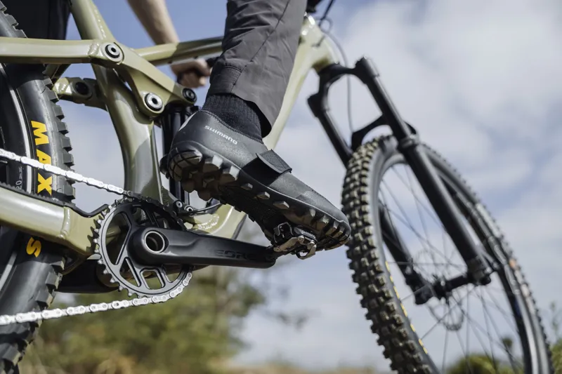 Shimano PD-MT520 MTB SPD Pedal with SM-SH51 Cleats-6