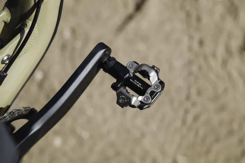 Shimano PD-MT520 MTB SPD Pedal with SM-SH51 Cleats-8