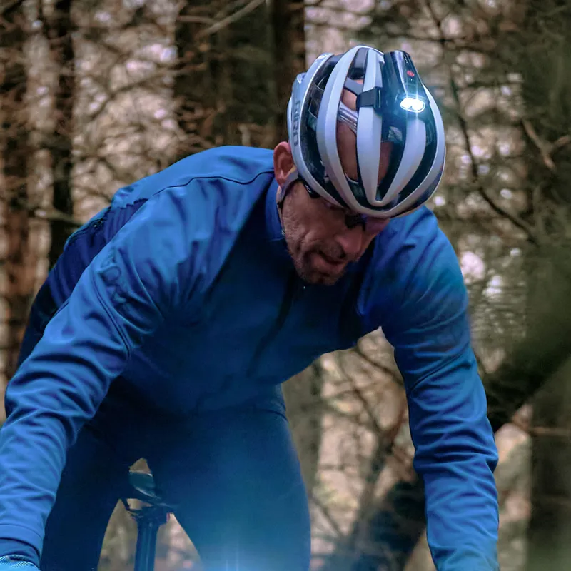 Sigma Buster 1100 Bike Headlight with Helmet Mount-2