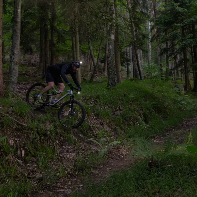 Sigma Buster 1600 Bike Headlight with Helmet Mount-1