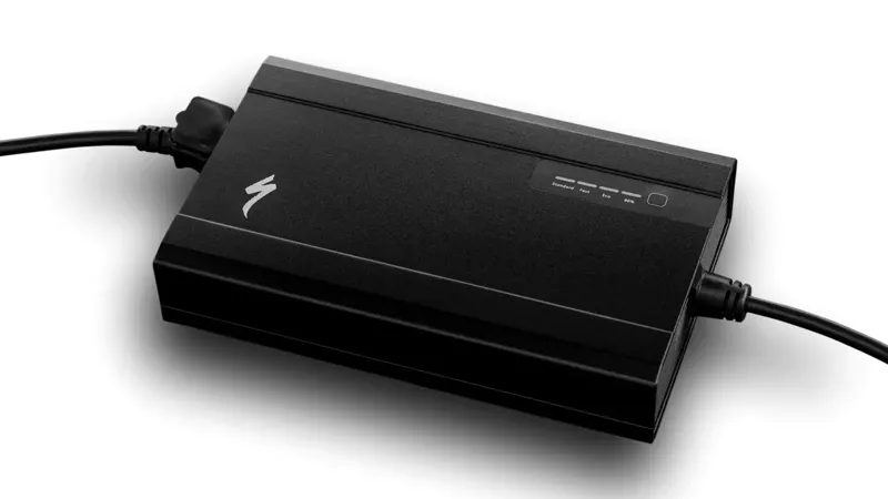 Specialized 3.1 Smart Charger - Black