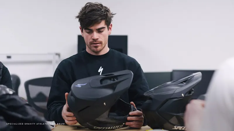 Specialized Dissident 2 Full Face Mountain Bike Helmet - White-4