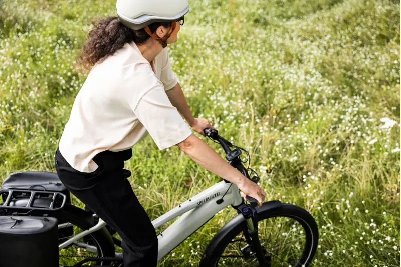 2025 Specialized Turbo Vado 5.0 IGH Electric Bike - Satin Seafoam-7