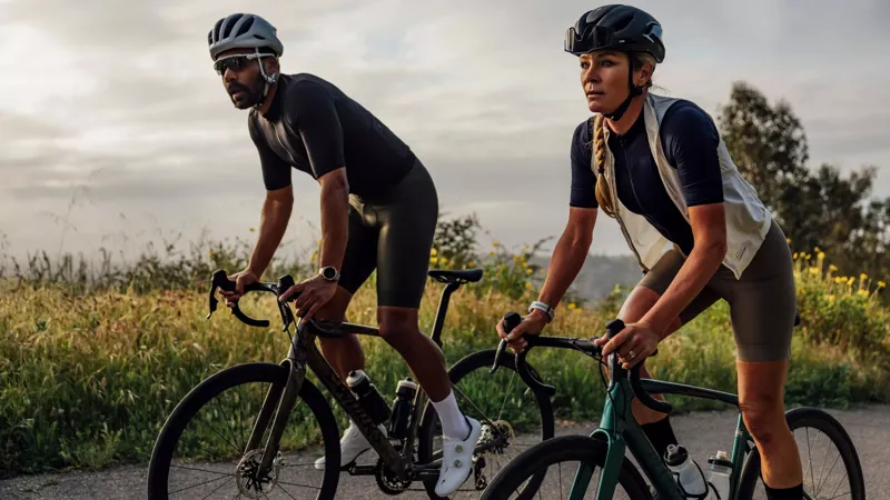 2026 Specialized Roubaix SL8 Comp Shimano 105 Di2 Road Bike - Gloss Glacial-7