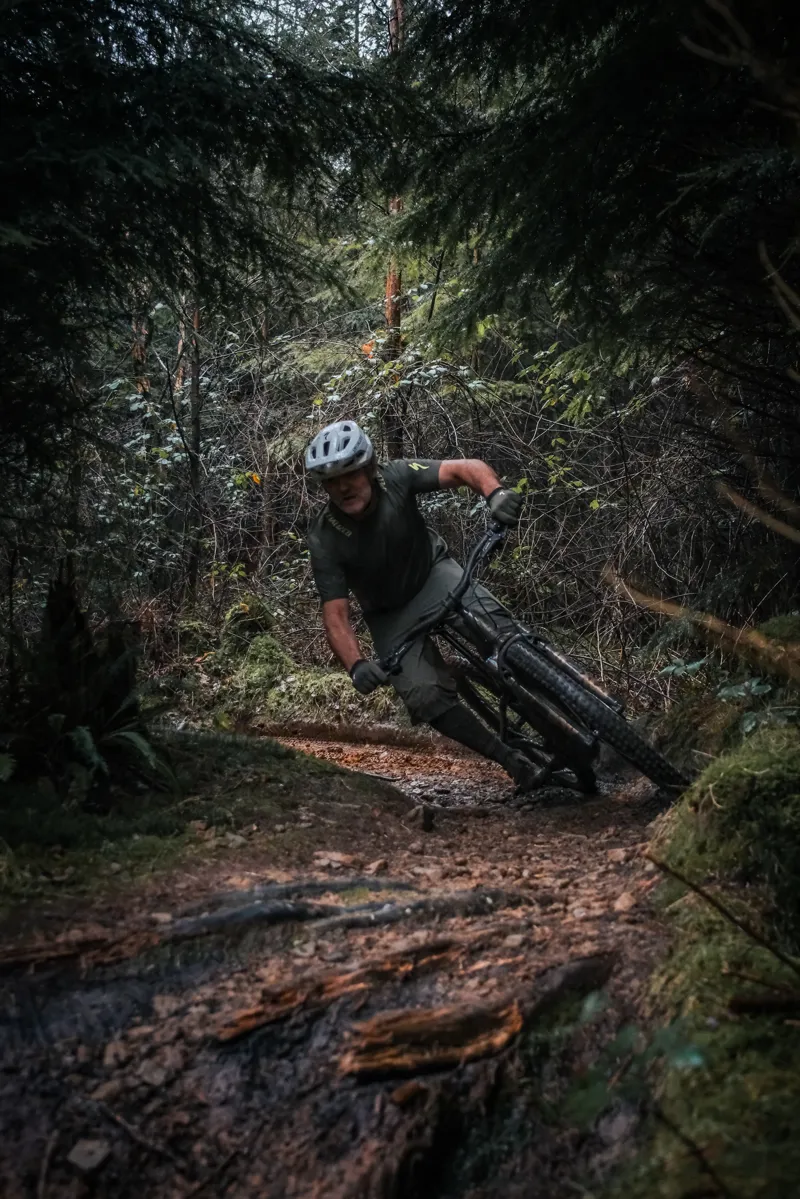 2026 Specialized Turbo Levo R Expert Electric Mountain Bike - Gloss Carbon-1