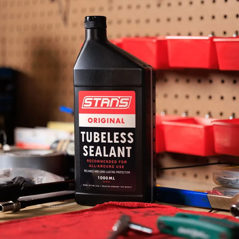 Stans Tyre Sealant 1000ml-3