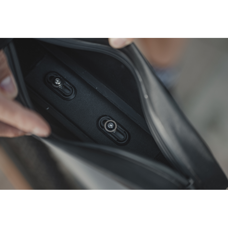 Topeak Fastfuel Drybag II Top Tube Bicycle Bag - Black-8