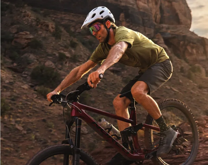 Tifosi Moab Interchangeable Cycling Sunglasses - M/L Blackout-5