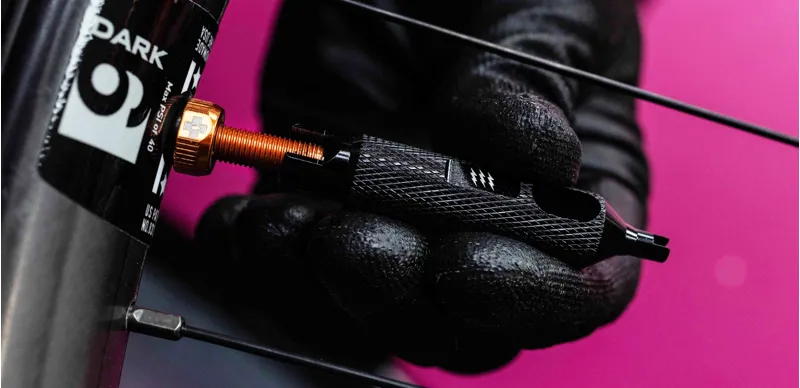 Muc-Off Valve Core Remover - Black-3