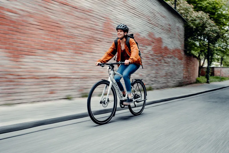 2022 Specialized Turbo Vado 3.0 Step-Through Electric Hybrid Bike - White - Size XL-3