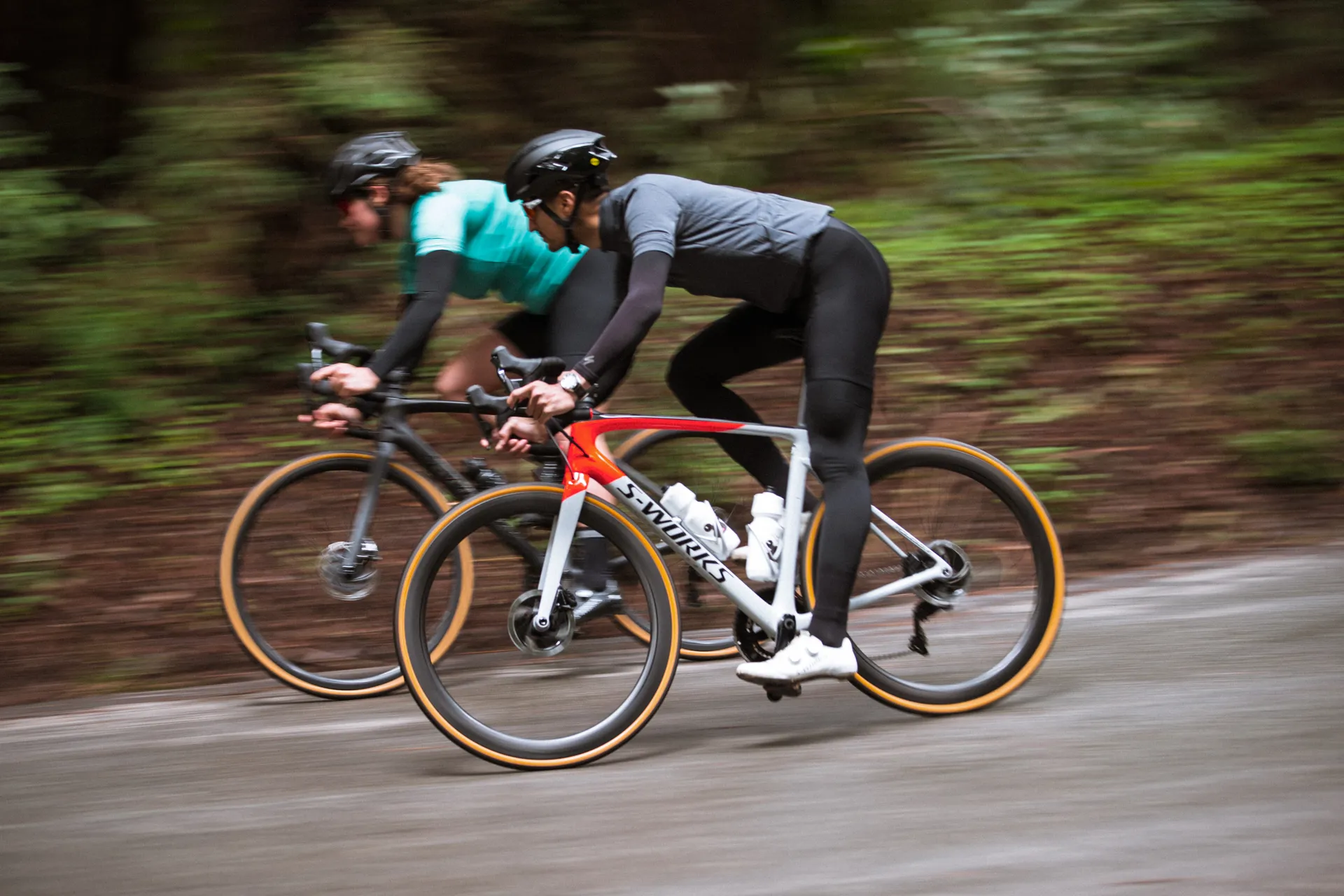2022 Specialized Roubaix Pro Road Bike Chameleon Silver Green